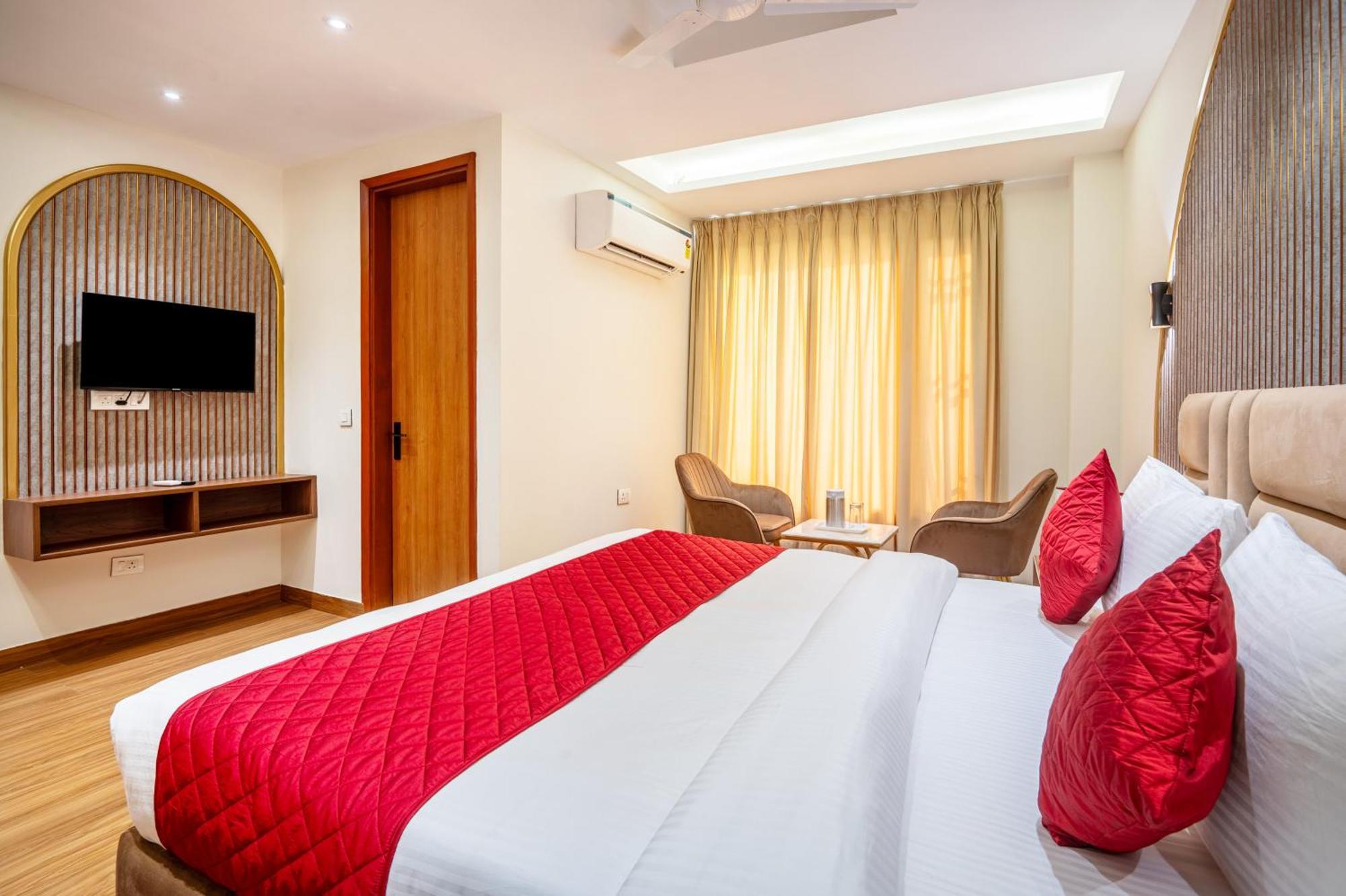 Hotel Avaas - Faiz Road Karol Bagh Delhi  Exteriör bild
